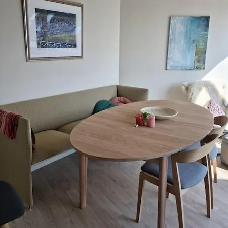 Ny Ved Fjorden Apartment
